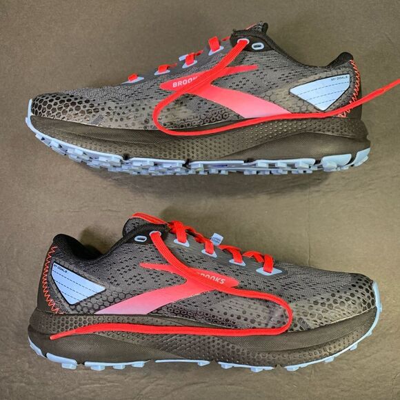 Brooks Womens Divide 3 Gray Red Blue Trail Running Sneakers Shoe Size 8 - Picture 4 of 10